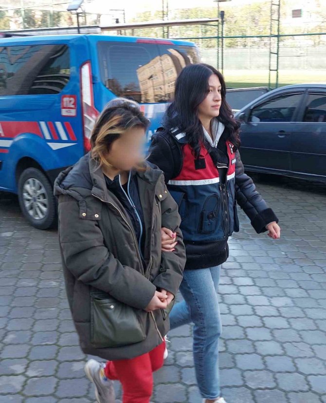 Samsun’da Uyuşturucu Ticaretinden 5 Kişi Adliyeye Sevk Edildi