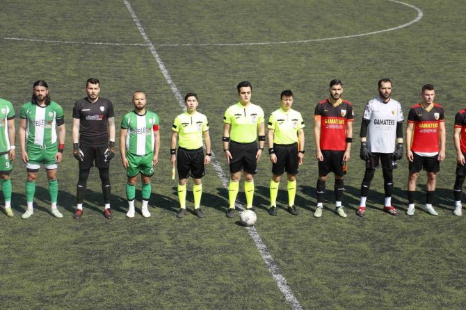 Yeşilçınar Ligden Düşmemek İçin Sahada Direniyor