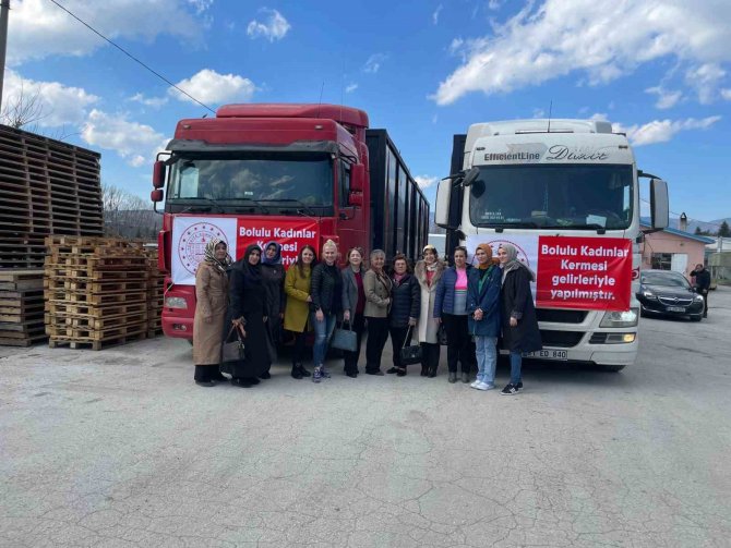 Hayır Panayırında Toplanan Paralar Deprem Bölgesine Gönderildi