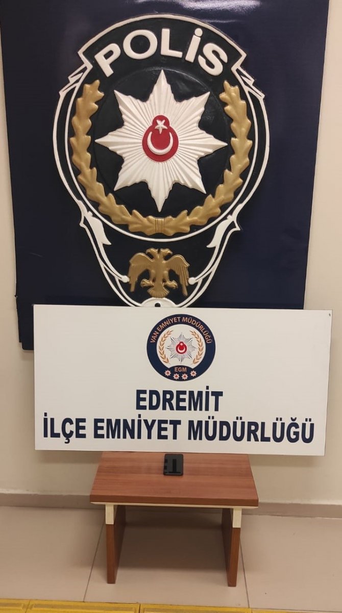 Van’da Değişik Suçlardan 20 Kişi Tutuklandı
