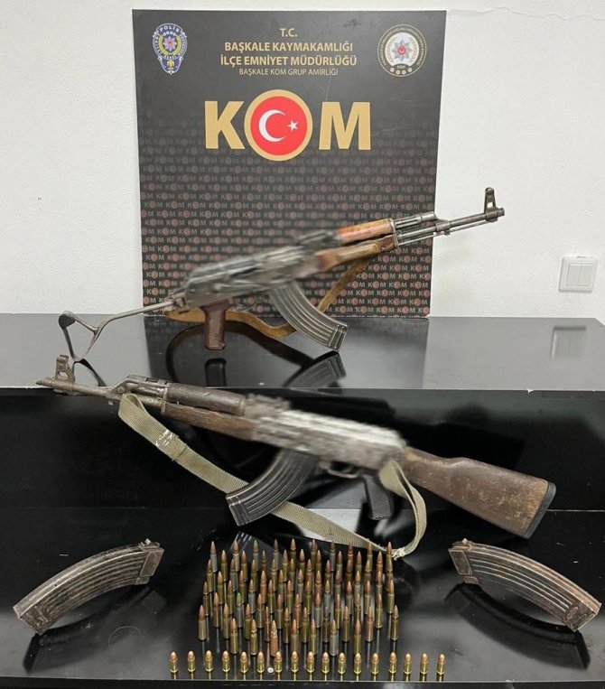 Van’da Gümrük Kaçağı Malzemeler Ele Geçirildi