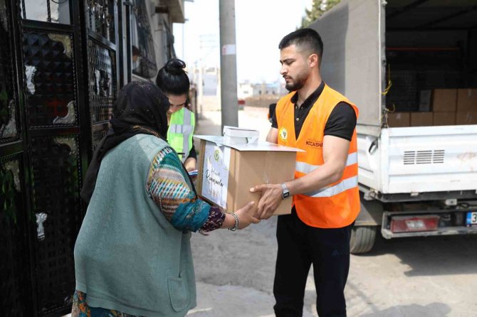 Yüreğir Belediyesinden Ramazan’da Gıda Desteği