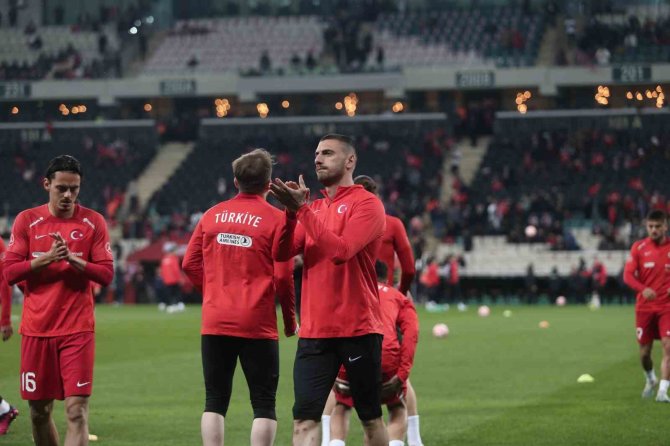 2024 Avrupa Şampiyonası Elemeleri: Türkiye: 0 - Hırvatistan: 0 (Maç Devam Ediyor)