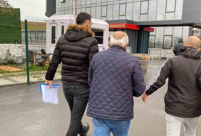Çocukları Sopa İle Döven Servis Şoförü Adliyeye Sevk Edildi