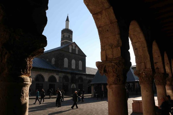 5. Harem-i Şerif’te Asırlardır Mukabele Geleneği Sürüyor