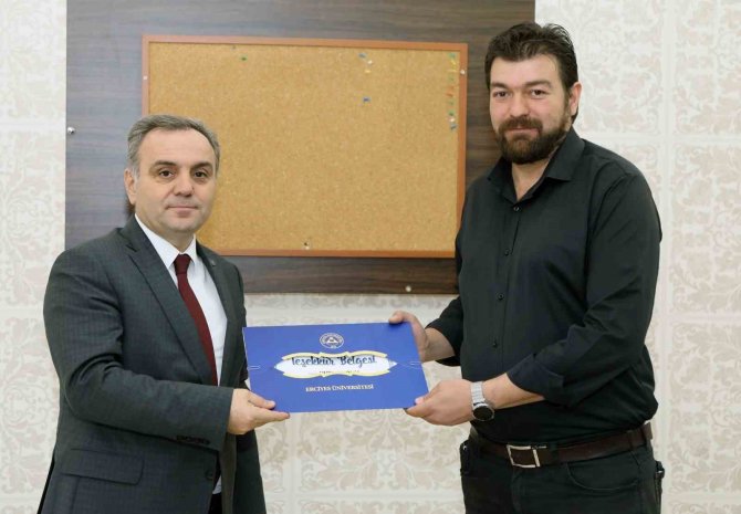 Rektör Altun’dan Yapı İ̇şleri Ve Teknik Daire Başkanlığı Personeline Teşekkür Ziyareti