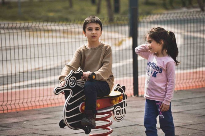 Karesi Millet Bahçesine İlgi Artıyor