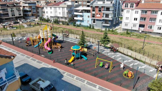 Karesi Millet Bahçesine İlgi Artıyor