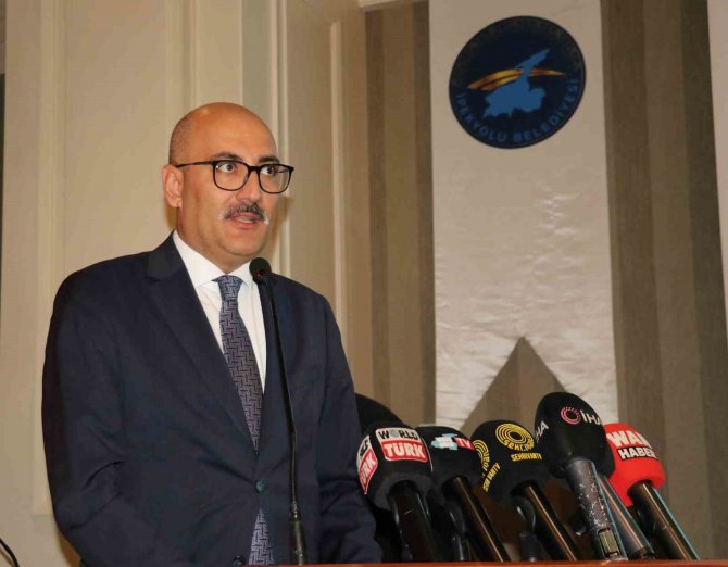 İ̇pekyolu Belediyesinden 2022 Yılı Değerlendirme Toplantısı