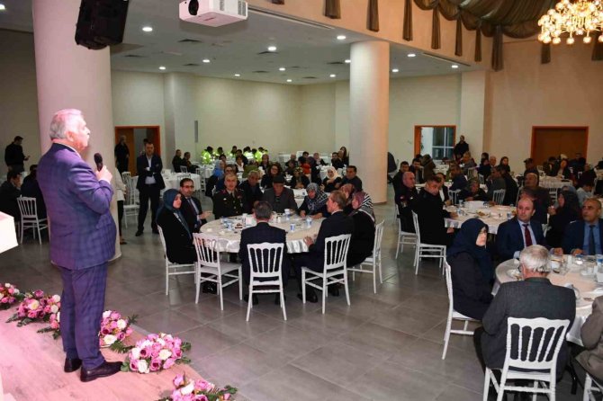 Ramazan Ayında Şehit Aileleri, Gaziler Ve Depremzedeler Unutulmuyor