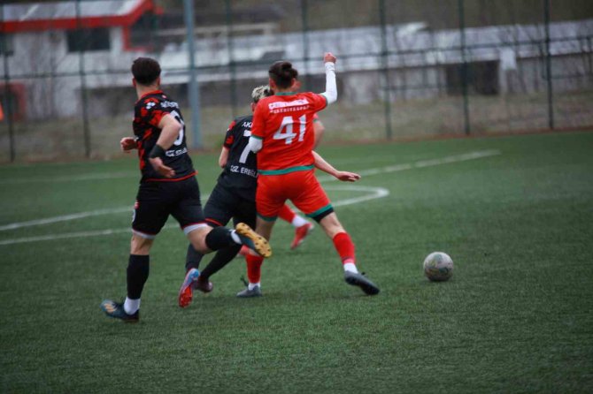 Akınspor Şampiyonluk Yarışını Takip Etti