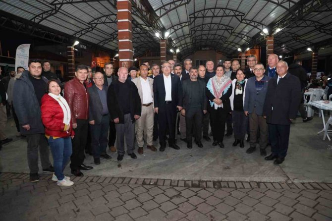 Aydın Büyükşehir Belediyesi İftar Sofraları Kurmaya Devam Ediyor