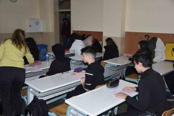 Bursa’da Lgs Ve Tyt Simülasyonuna 55 Bin Öğrenci Katıldı