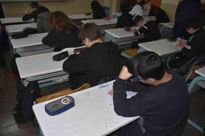 Bursa’da Lgs Ve Tyt Simülasyonuna 55 Bin Öğrenci Katıldı