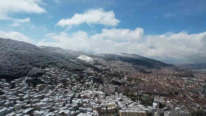 Mart Karı Bursa’yı Beyaza Bürüdü