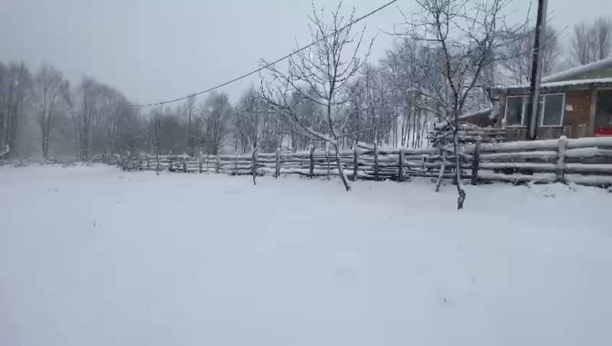 İ̇znik’te Mart Ayında Kar Sürprizi