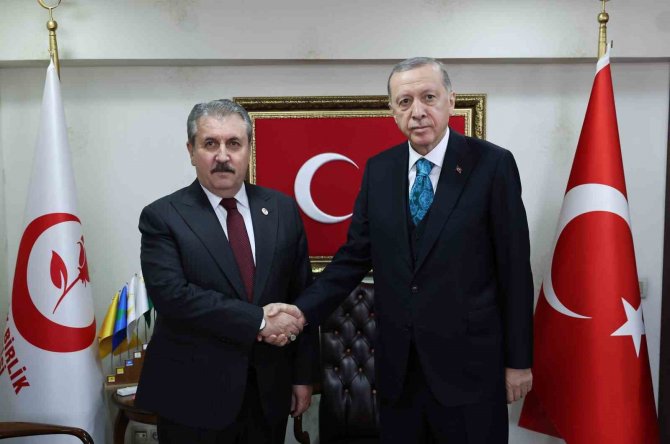 Cumhurbaşkanı Erdoğan, Bbp Genel Başkanı Destici’yi Ziyaret Etti