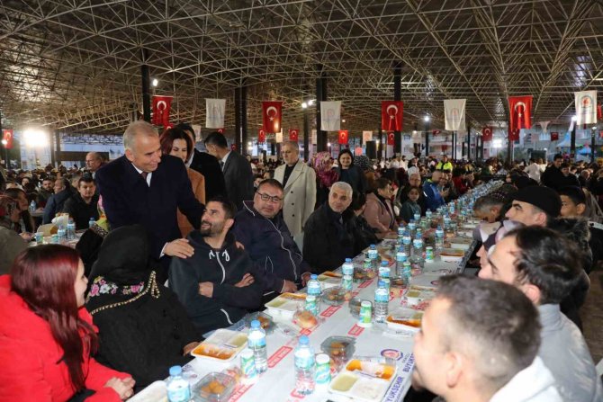 Denizli’de Gönül Sofrası Değirmenönü’nde Kuruldu