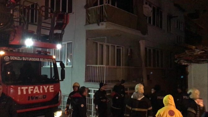 Minik Zeynep’in Öldüğü Yangında Anne Babası Son Anda Kurtarıldı