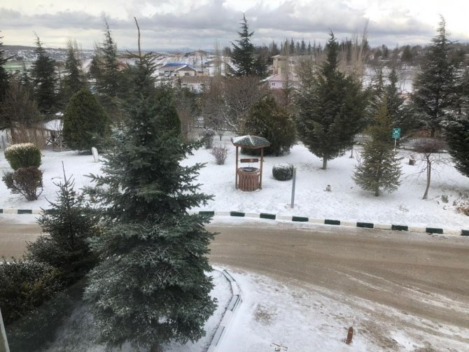 Eskişehir’in Yüksek Kesimlerine Kar Yağdı