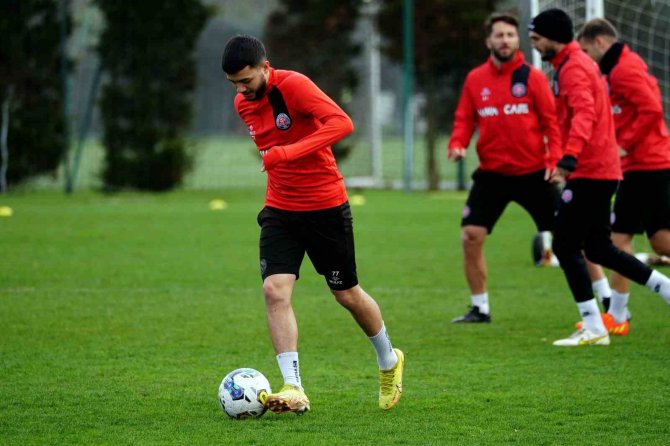 Fatih Karagümrük, İ̇stanbulspor Maçı Hazırlıklarını Sürdürdü