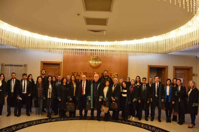 Kamu Avukatları Haklarının İyileştirilmesini İstiyor
