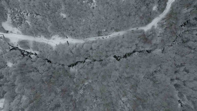 Samanlı Dağları’nın Karla Kaplı Manzarası Mest Etti