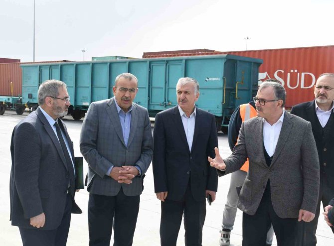 Kso Ve Konya Osb’nin Konteynerleri İ̇skenderun’a Yola Çıktı