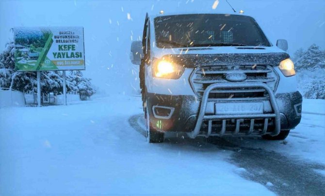 Denizli Baharın Ortasında Beyaz Gelinliğini Giydi