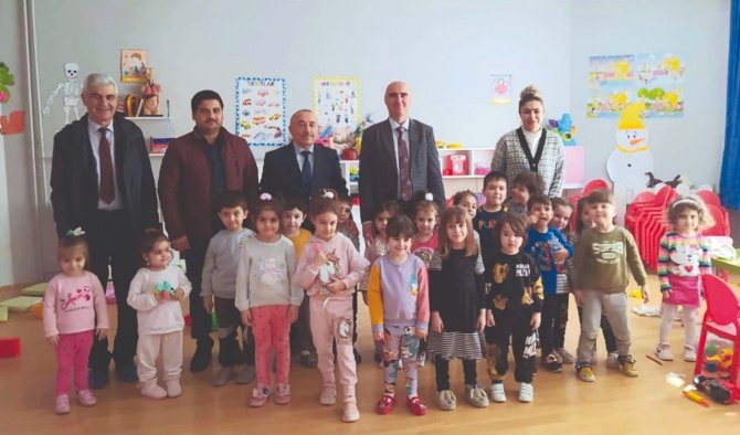 Meb Daire Başkanı Arhan, Okulları İnceledi