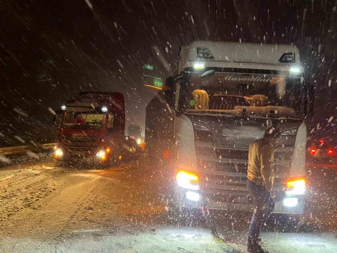 Nevşehir’de Kar Ulaşımı Olumsuz Etkiledi