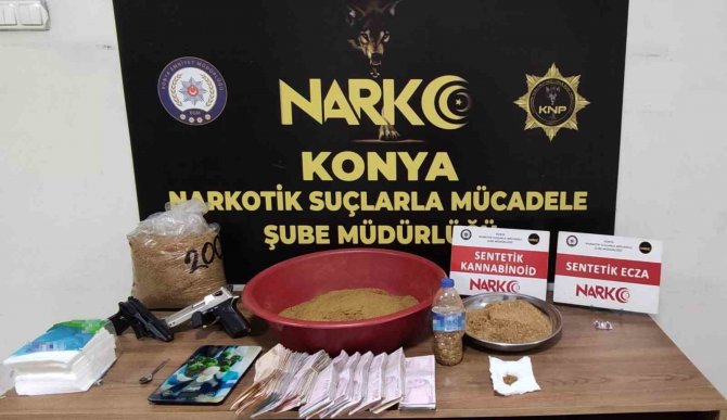 Konya’da 4 Adrese Uyuşturucu Baskınında 6 Tutuklama