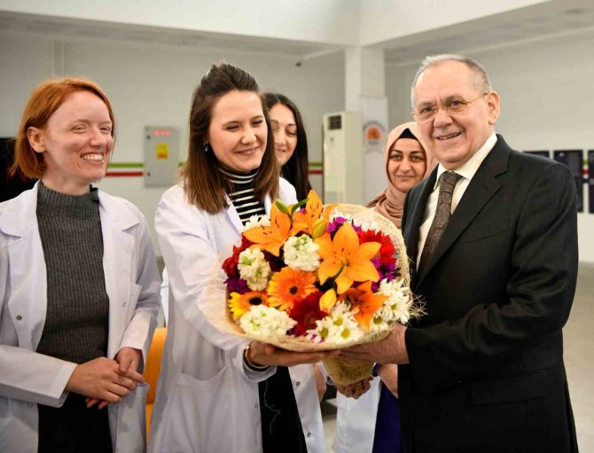 Hem Öğrenip Hem Kazanıyorlar