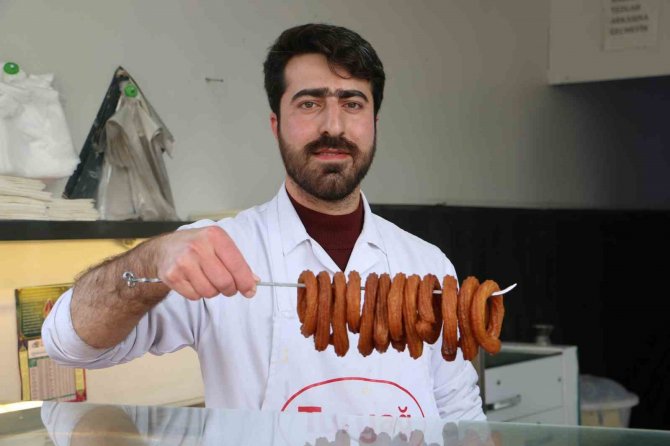 Ramazan’ın Vazgeçilmezi Halka Tatlıya Rağbet Arttı