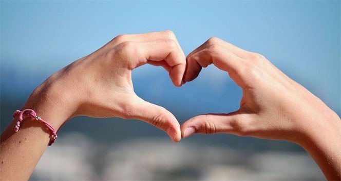 Duygusal Şiddetin Farklı Bir Türü: Love Bombing