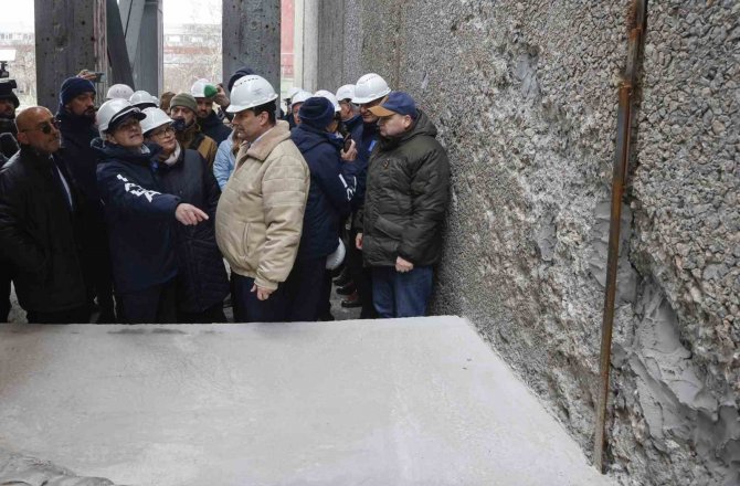 Uaea Başkanı Grossi’den Zaporijya Nükleer Santrali’ne Ziyaret