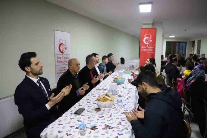 Başkan Alan, Depremzedelerle İftarda Buluştu