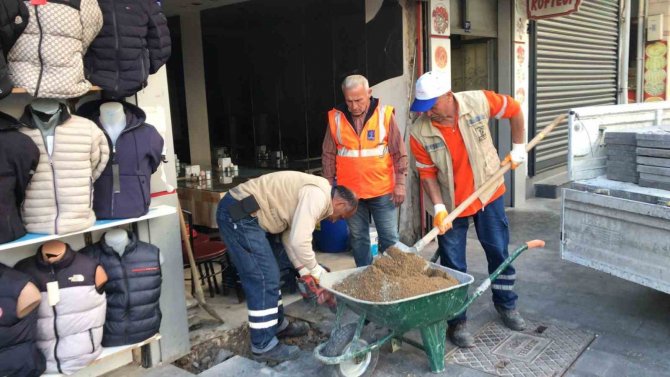 Kuşadası’nda Acil Müdahale Birimi İle Sorunlara Anında Çözüm