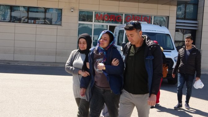 Depremzede Annesini, Kazada Kaybeden Kadından En Acı Feryat: "Ne Olur Götürmeyin"