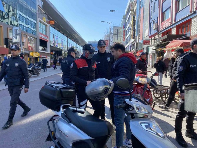 Bakırköy’de Dron Destekli Motosiklet Denetimi Yapıldı