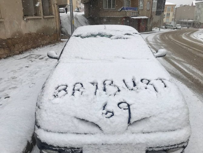 Bayburt’ta Kar Ve Tipi Etkili Oldu