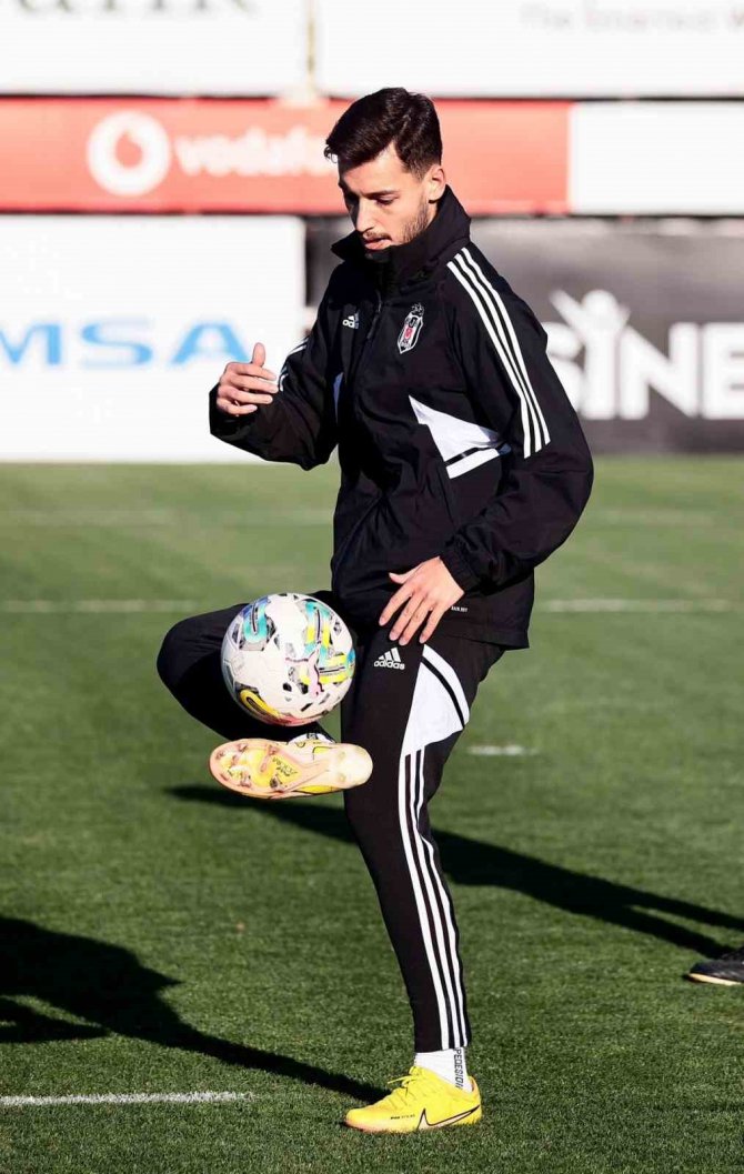 Beşiktaş, Fenerbahçe Maçı Hazırlıklarını Sürdürdü