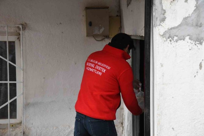Bilecik Belediyesi Ramazanda Evlere Sıcak Yemek Dağıtıyor