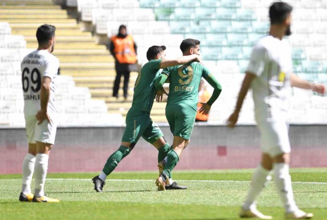 Tff 2. Lig: Bursaspor: 3 - Bayburt Özel İ̇dare Spor: 1