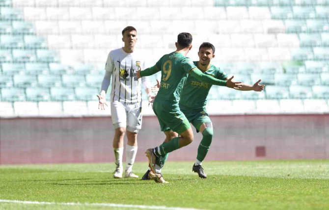Tff 2. Lig: Bursaspor: 3 - Bayburt Özel İ̇dare Spor: 1