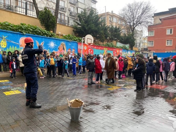 Beyoğlu’nda Türkiye Ve Japonya İşbirliğinde Geniş Çaplı Afet Tatbikatı Düzenlendi