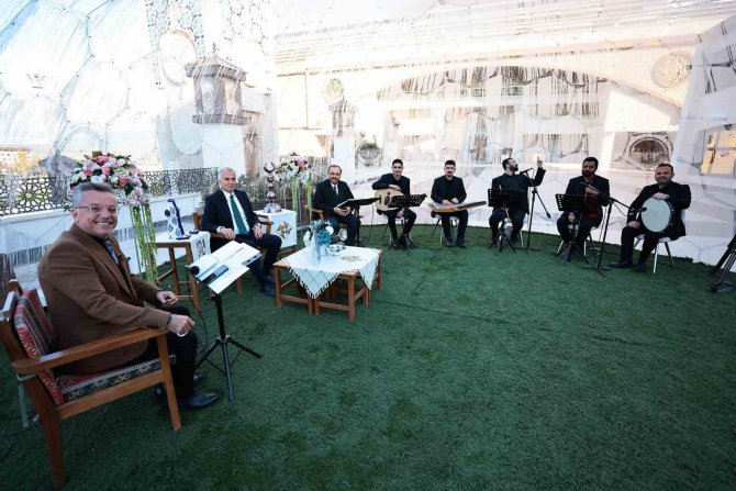 Büyükşehirle İ̇ftar Vaktinin Konuğu Başkan Zolan Oldu