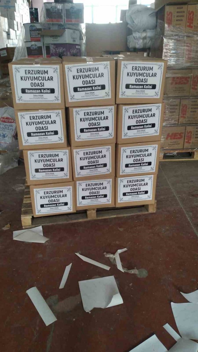 Erzurum Kuyumcular Odasından 500 Aileye Gıda Yardımı