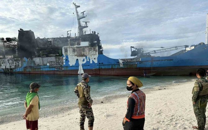 Filipinler’de Feribotta Yangın: 12 Ölü, 14 Yaralı