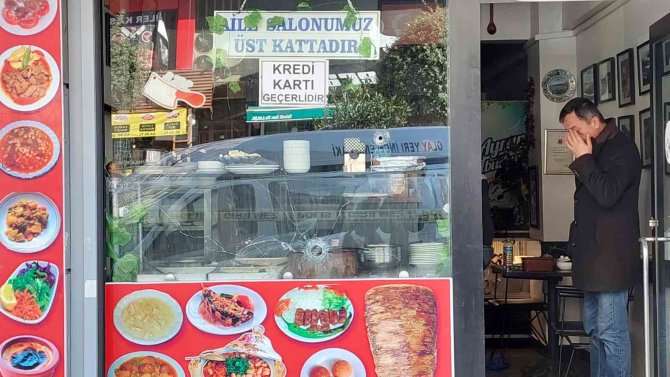 Gaziosmanpaşa’da Esnaf Lokantasına Silahlı Saldırı: 2 Yaralı